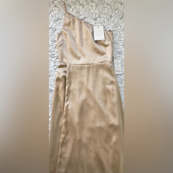 NWT Los Angeles Show Me Your Mumu Shannon One Shoulder Dress Champagne Sz XS - Picture 7 of 14